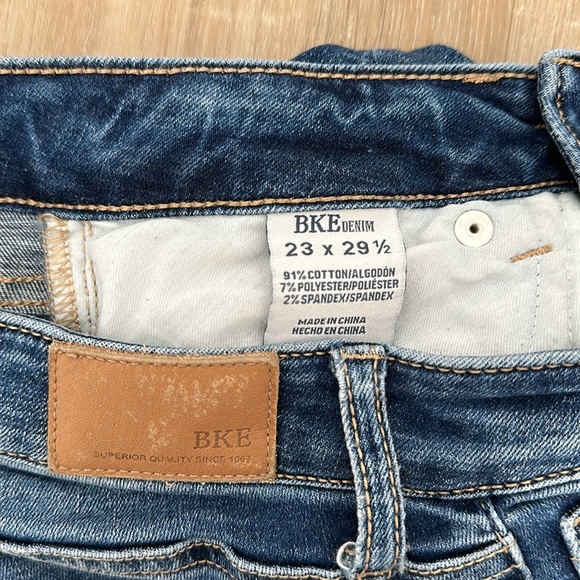 Buckle BKE Stella boot cut jeans size 23x29 1/2 - Picture 3 of 8